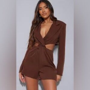 NWT Prettylittlething chocolate Blazer/shorts attached twist front cut out small